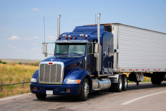 The Importance of Trucking Insurance 