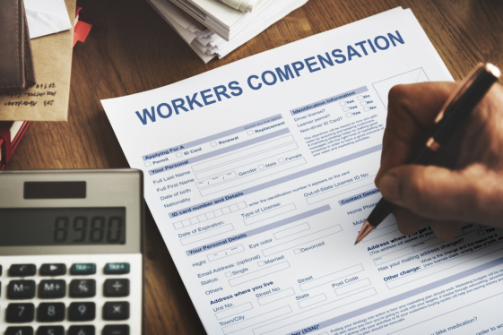Workers’ Comp vs Accident Insurance: What’s the Difference?